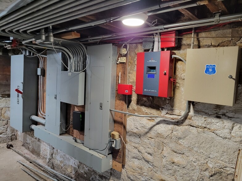 More Photos Of 21-23 S La Grange Rd, La Grange Storefront Retail Office For Sale