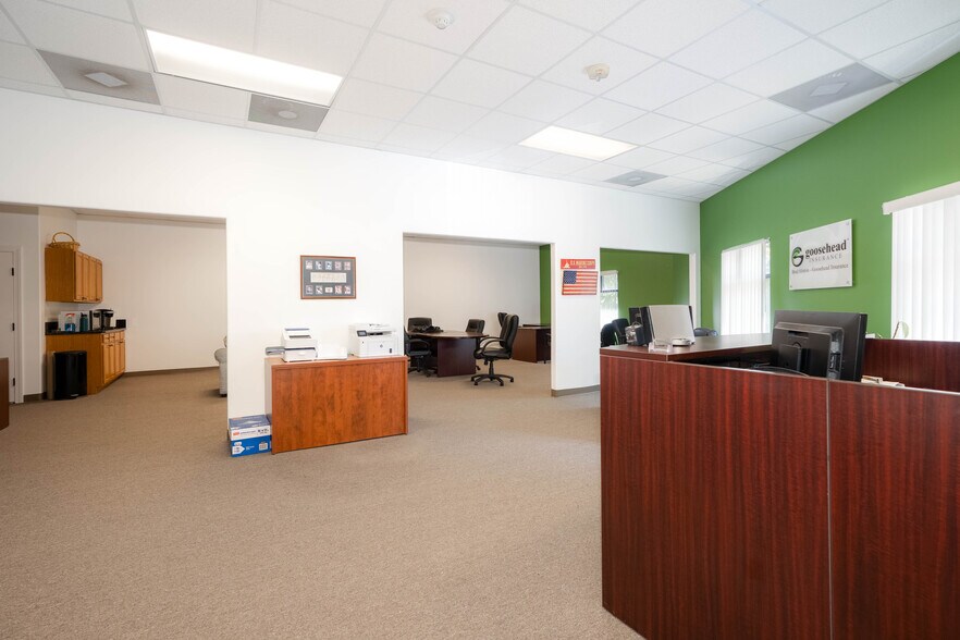 More Photos Of 3901 Mary Eliza Trce NW, Marietta Medical For Lease