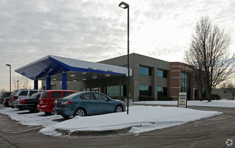 More Photos Of 12350 Belden Ct, Livonia Manufacturing For Lease