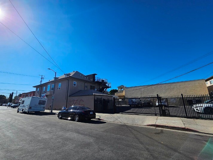 More Photos Of 2645-2649 W Pico Blvd, Los Angeles Storefront Retail Residential For Lease