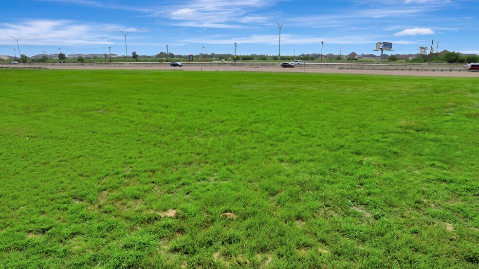 More Photos Of 6201 Zac Lentz Pky, Victoria Land For Sale