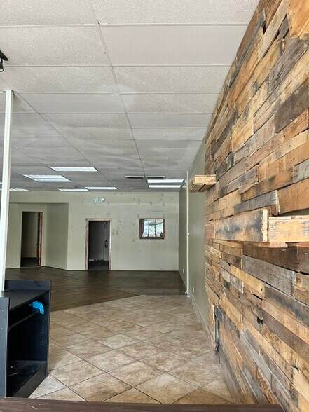 More Photos Of 929 W Sunset Blvd, St George Unknown For Lease