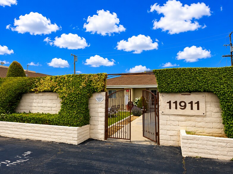 More Photos Of 11911-11913 Washington Blvd, Whittier Healthcare For Sale