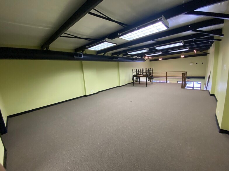 More Photos Of 12574 Promise Creek Ln, Fishers Light Distribution For Sale