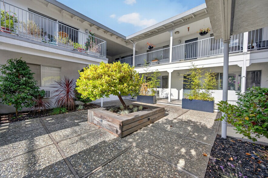 More Photos Of 1465 Mt Pisgah Rd, Walnut Creek Apartments For Sale