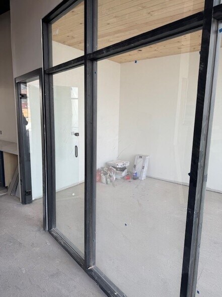 More Photos Of 2708 Larimer St, Denver Office For Lease