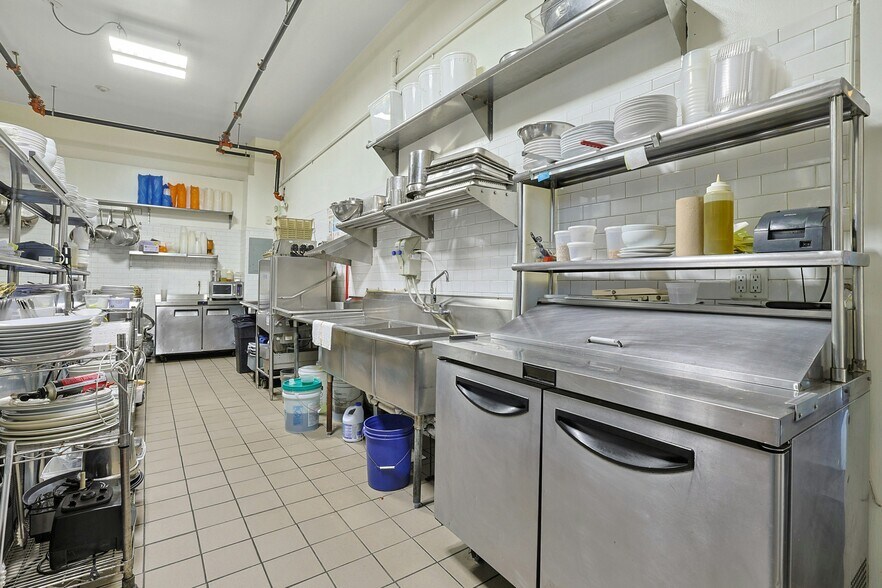 More Photos Of 2 Union St, Sparkill Storefront For Sale