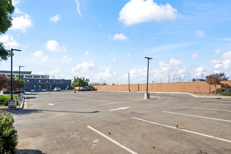 More Photos Of 269-299 Bassett St, San Jose Office Residential For Sale