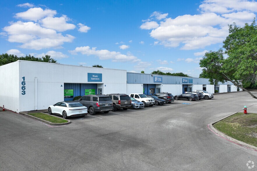 More Photos Of 1663 Hickory Dr, Haltom City Unknown For Lease