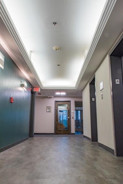 More Photos Of 8707 Skokie Blvd, Skokie Office For Lease