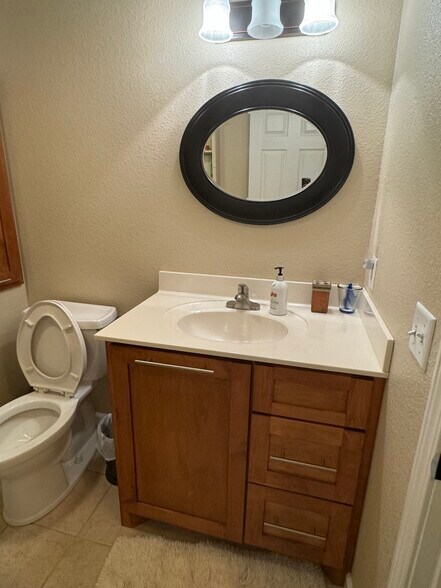 More Photos Of 2229 Bradford Hicks Dr, Livingston Auto Dealership For Sale