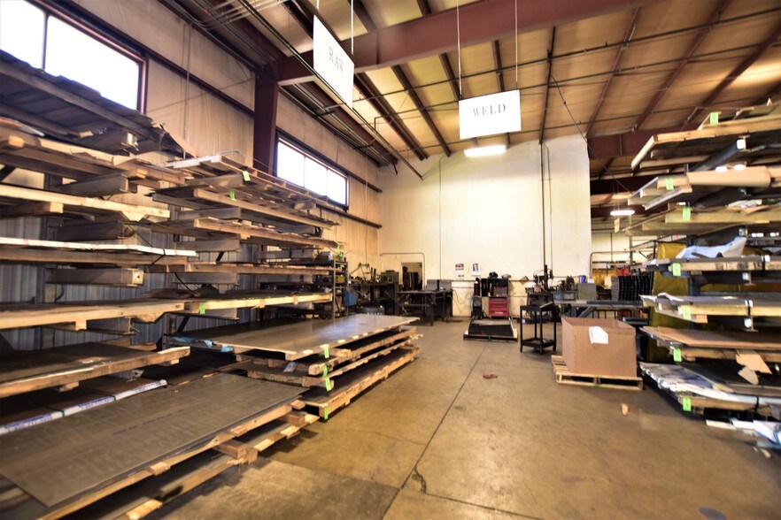 More Photos Of 8167-8197 Clyde Park Ave, Byron Center Warehouse For Lease