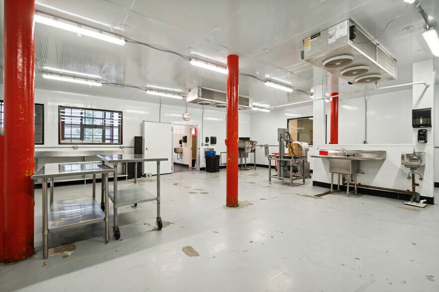 More Photos Of 1521-1531 N 31st St, Philadelphia Warehouse For Sale