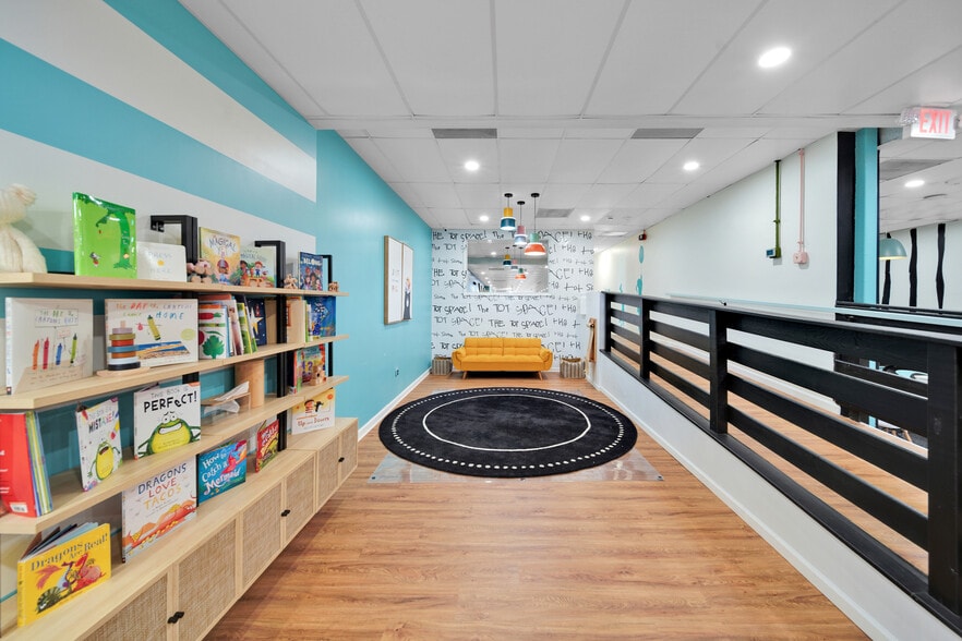 More Photos Of 1321 Rockville Pike, Rockville Freestanding For Lease