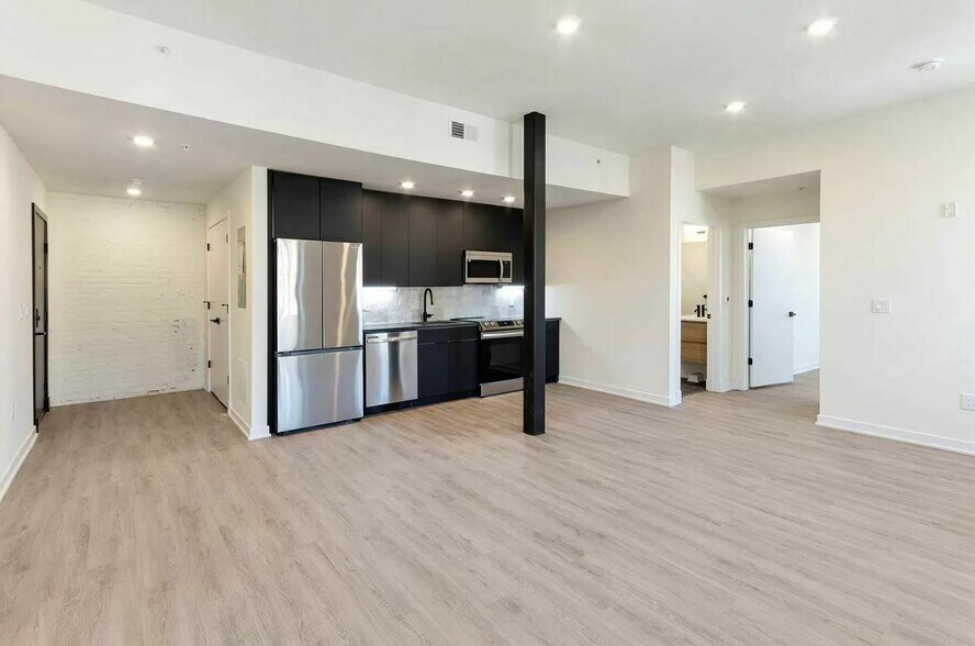 More Photos Of 500 N 13th St, Philadelphia Multifamily For Sale