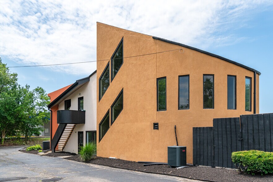 More Photos Of 6750 Brandt Pike, Huber Heights Medical For Lease