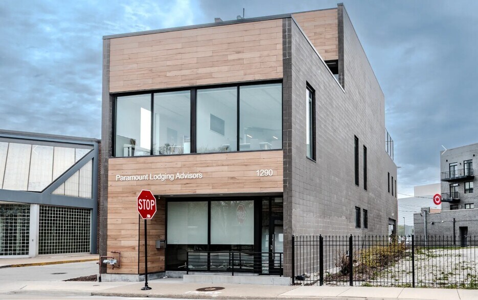 Primary Photo Of 1290 N Clybourn Ave, Chicago Office For Lease
