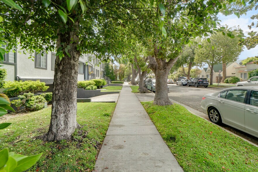 More Photos Of 519 South St, Glendale Apartments For Sale