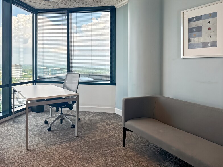 More Photos Of 5 Concourse Pky NE, Atlanta Coworking Space