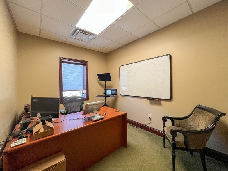 More Photos Of 1737 N Main Ext St, Butler Light Distribution For Sale