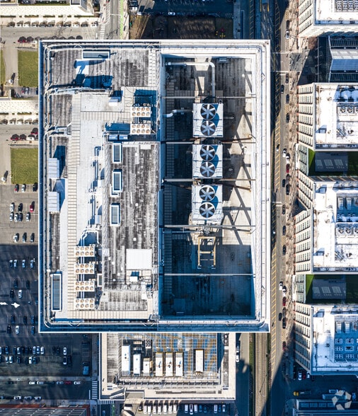 More Photos Of 185 Hudson St, Jersey City Office For Lease