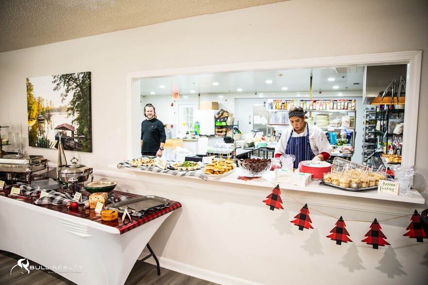 More Photos Of 286 Four Points Rd, Jackson Healthcare For Sale