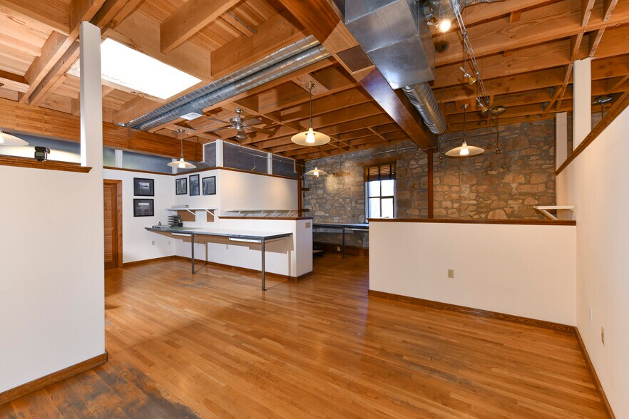 More Photos Of 1417 Railroad Ave, Saint Helena Medical For Sale