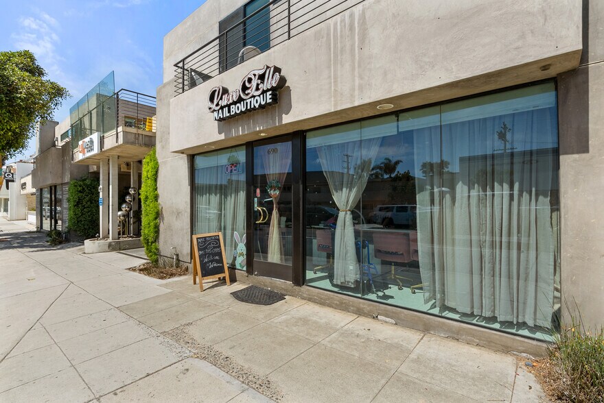 More Photos Of 690-696 S Coast Hwy, Laguna Beach, Laguna Beach Hotel For Sale