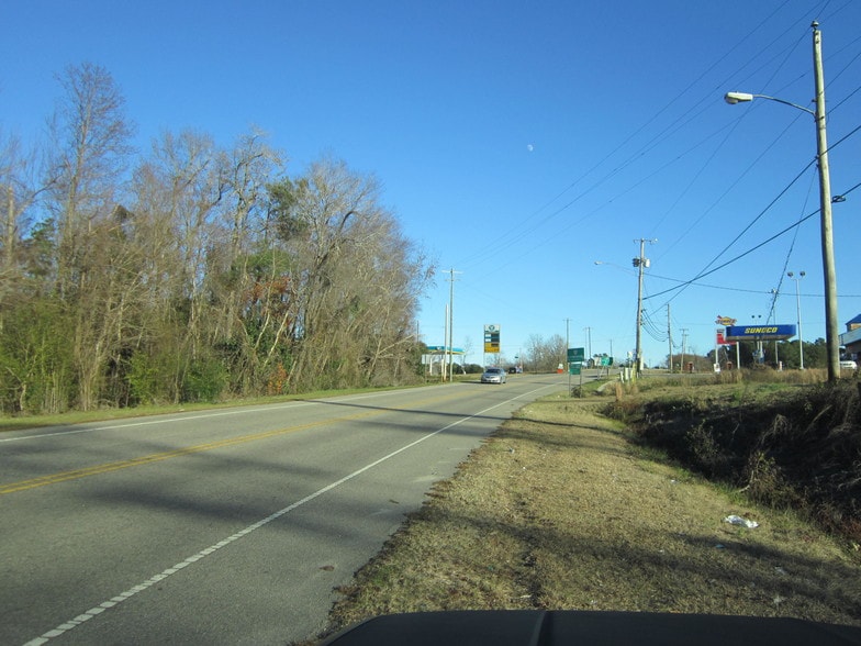 More Photos Of 2301 Lackey St, Lumberton Convenience Store For Sale