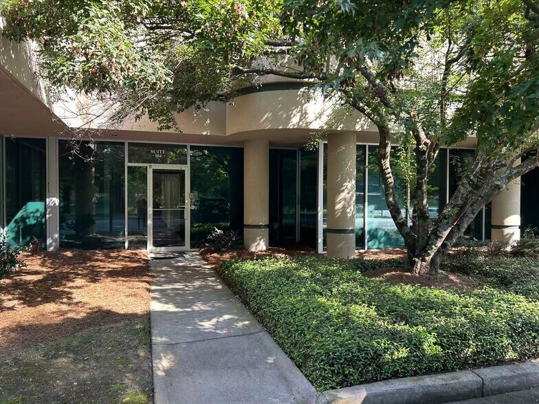 More Photos Of 975 Cobb Place Blvd NW, Kennesaw Light Distribution For Lease