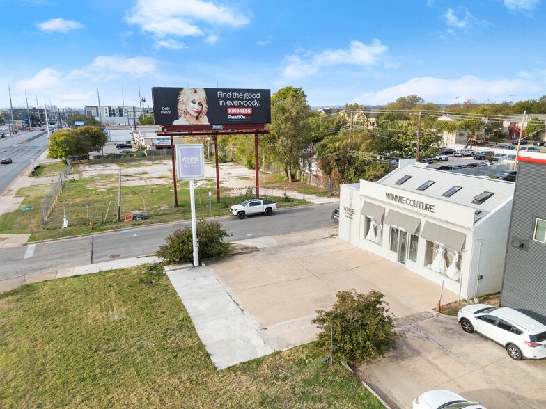 More Photos Of 7700 N Lamar Blvd, Austin Storefront Retail Office For Sale