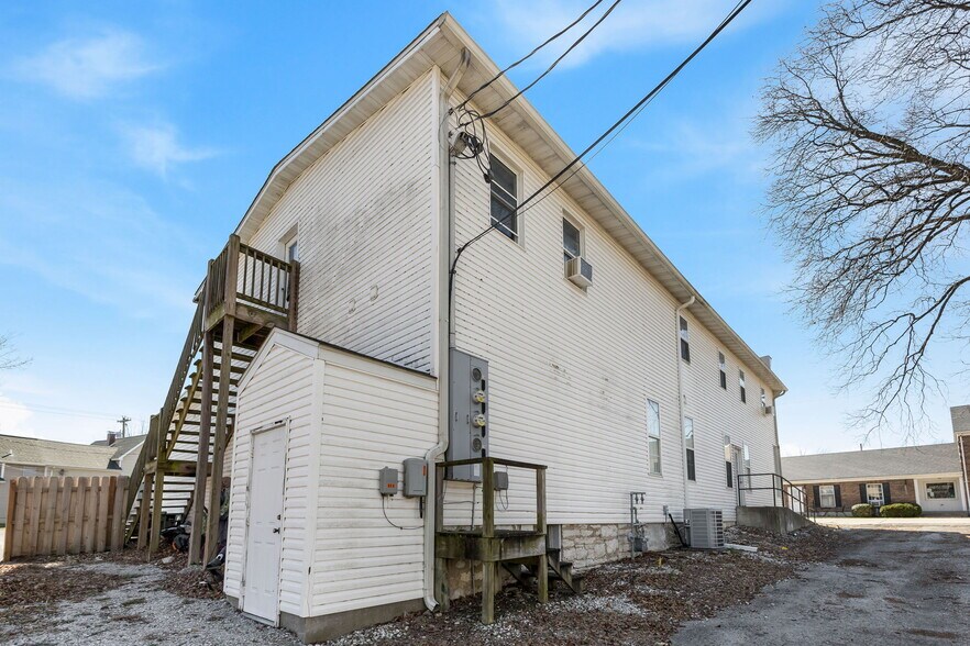 More Photos Of 316 N Main St, Columbia Storefront Retail Office For Sale