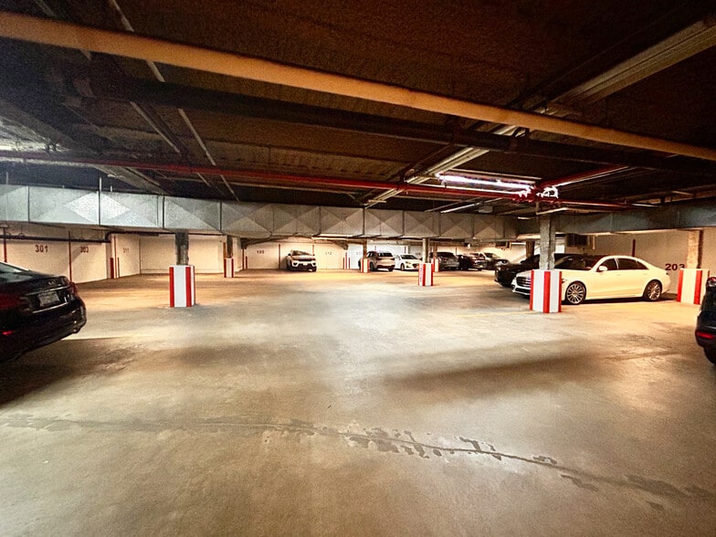 More Photos Of 9920-9922 4th Ave, Brooklyn Medical For Sale