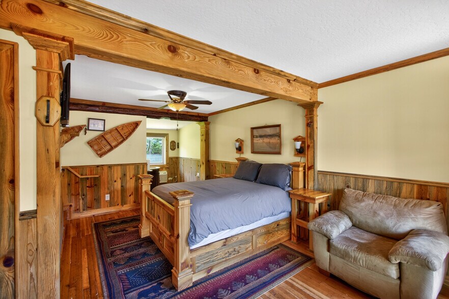 More Photos Of 1258 Highway 141, White Salmon Hospitality For Sale
