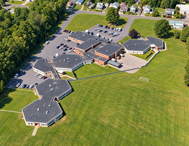 More Photos Of 209 Tracy Creek Rd, Vestal Township Warehouse For Sale