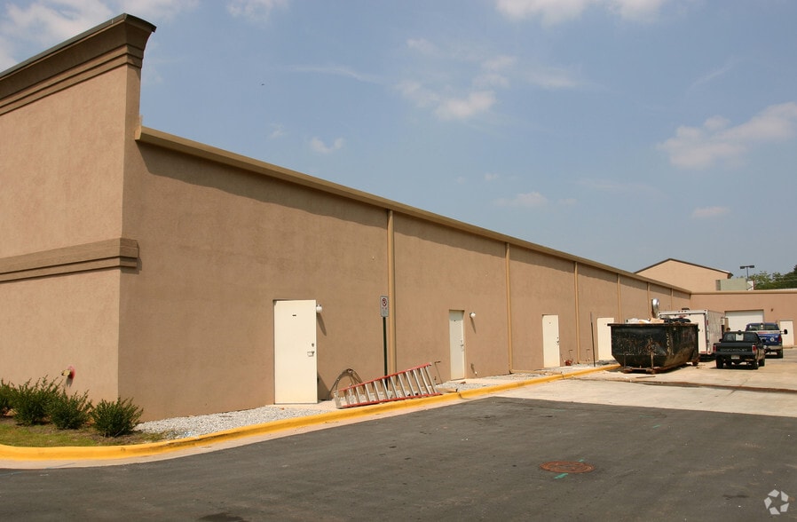 More Photos Of 3981 Highway 78, Loganville General Retail For Lease
