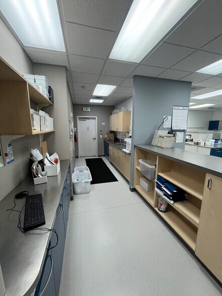 More Photos Of 1123 N Grant Pl, Kennewick Office For Sale