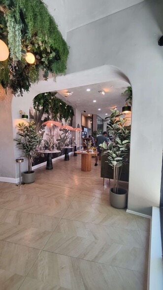 More Photos Of 560 Dutch Valley Rd NE, Atlanta Apartments For Sale