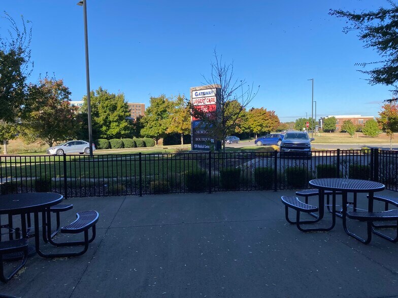 More Photos Of 1574 Medical Center Pky, Murfreesboro General Retail For Lease
