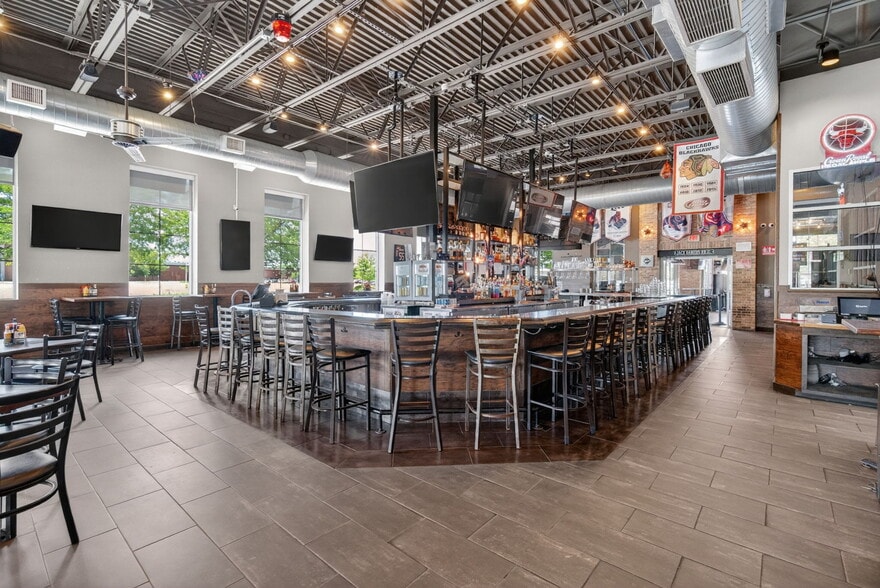 More Photos Of 3151 Voyager Ln, Joliet Restaurant For Sale
