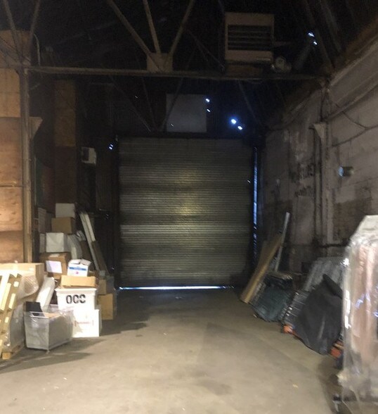 More Photos Of 901 Woodruff Ln, Elizabeth Warehouse For Lease