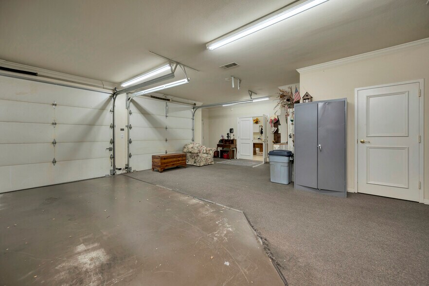 More Photos Of 504 N Euless Main St, Euless Carwash For Sale