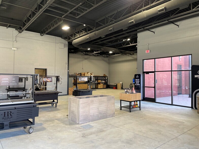 More Photos Of 343, 351 N. Mosley & 340 414 N. Rock Island, Wichita Warehouse For Sale