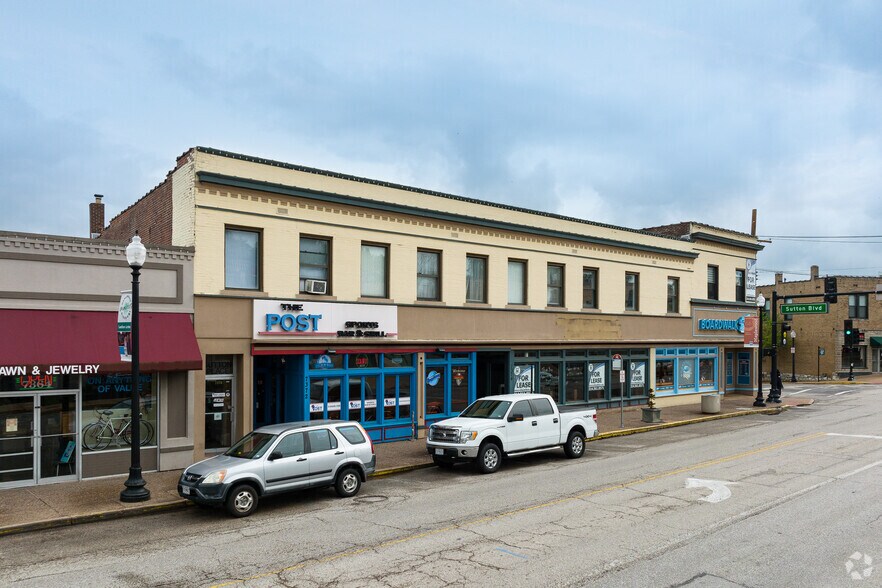 More Photos Of 7370-7376 Manchester Rd, Maplewood Storefront Retail Office For Lease