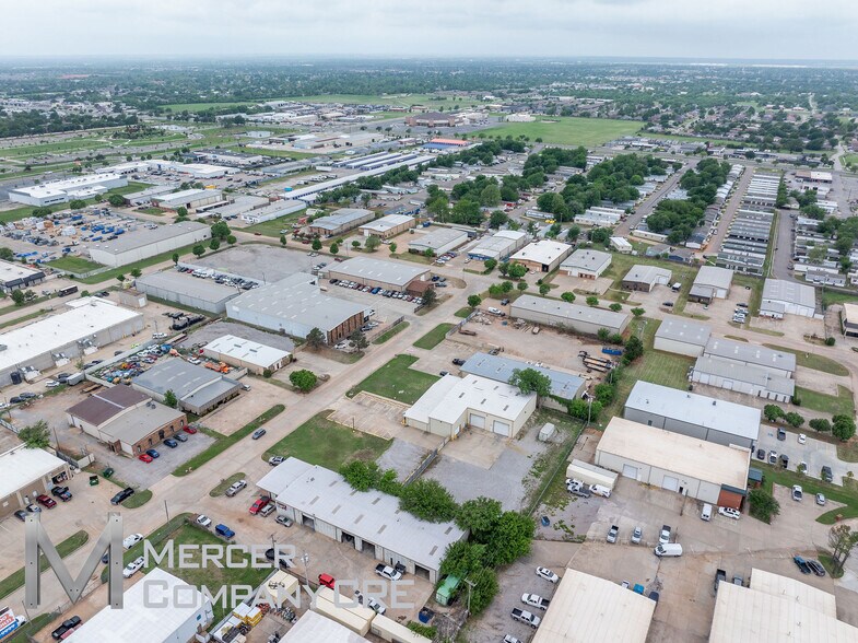 More Photos Of 813 SE 84th St, Oklahoma City Manufacturing For Sale