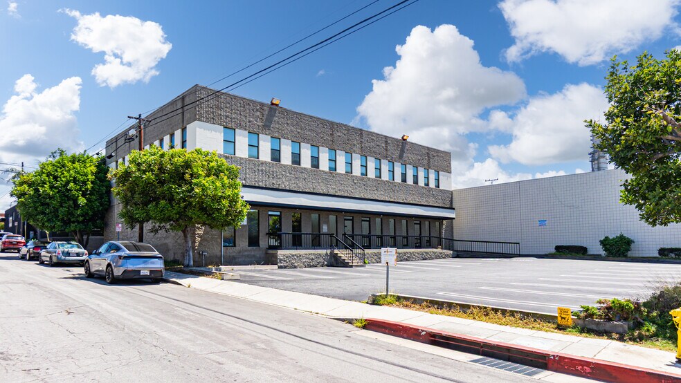 Primary Photo Of 142 Arena St, El Segundo Office For Lease