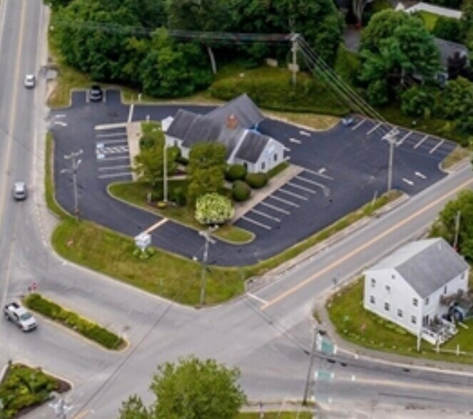 More Photos Of 396 Onset Ave, East Wareham Bank For Lease