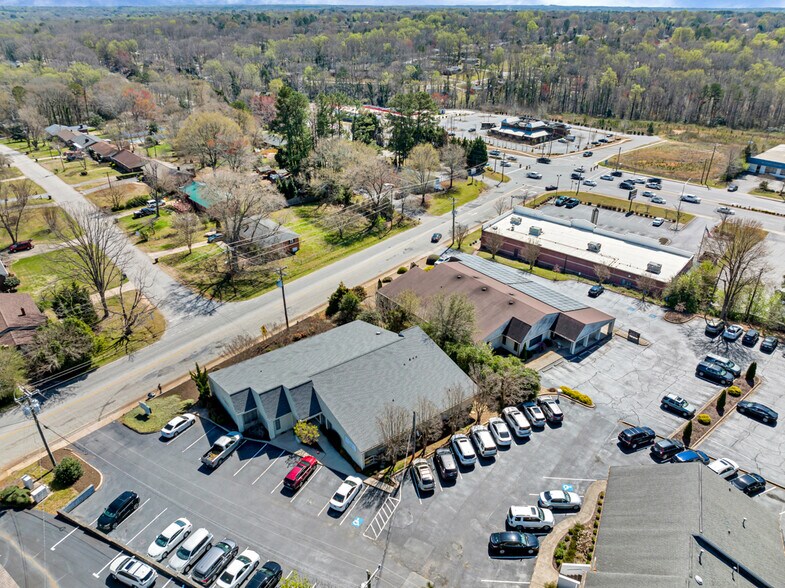 More Photos Of 111 Powell Mill Rd, Spartanburg Medical For Lease