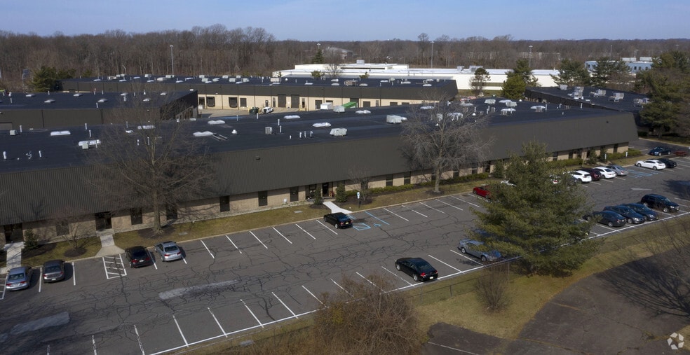 More Photos Of 200 Rittenhouse Cir, Bristol Unknown For Lease