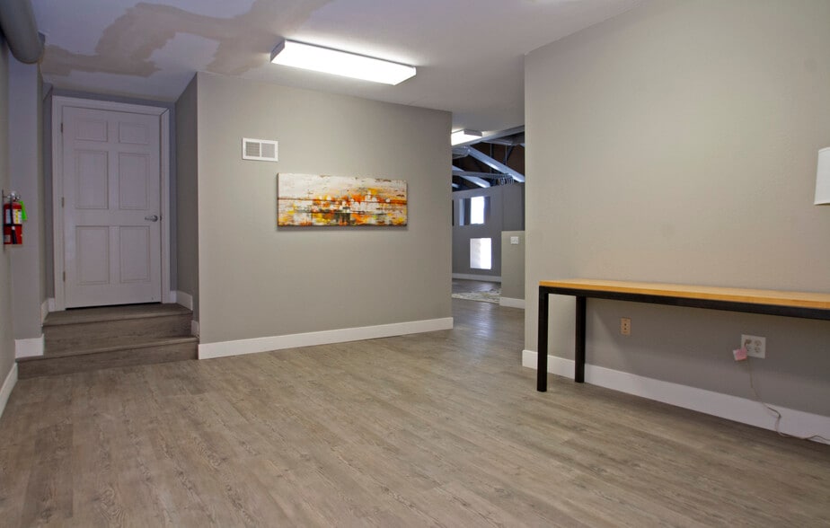 More Photos Of 4825-4833 Minnetonka Blvd, Saint Louis Park Storefront Retail Office For Lease